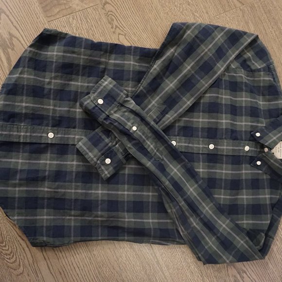 Club monaco xs shirt - Picture 2 of 4